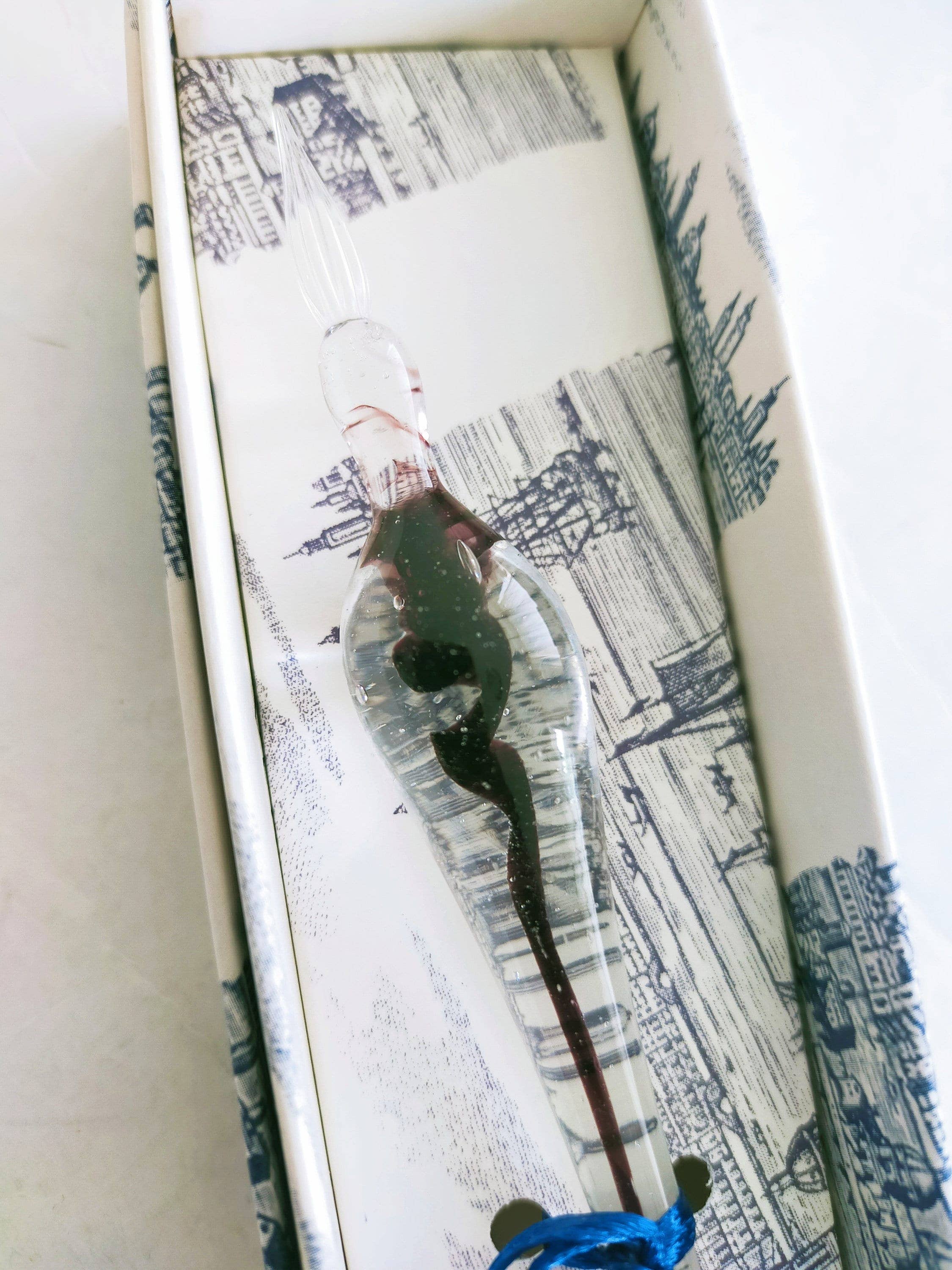 Peacock Paper Italian Glass Dip Pen: Dark Purple